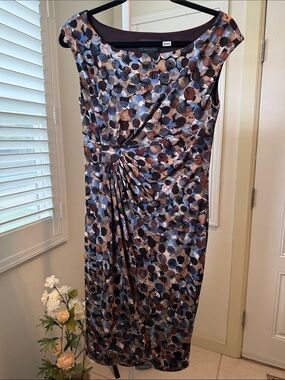 connected apparel Brown with circular Print Midi Dress size 6